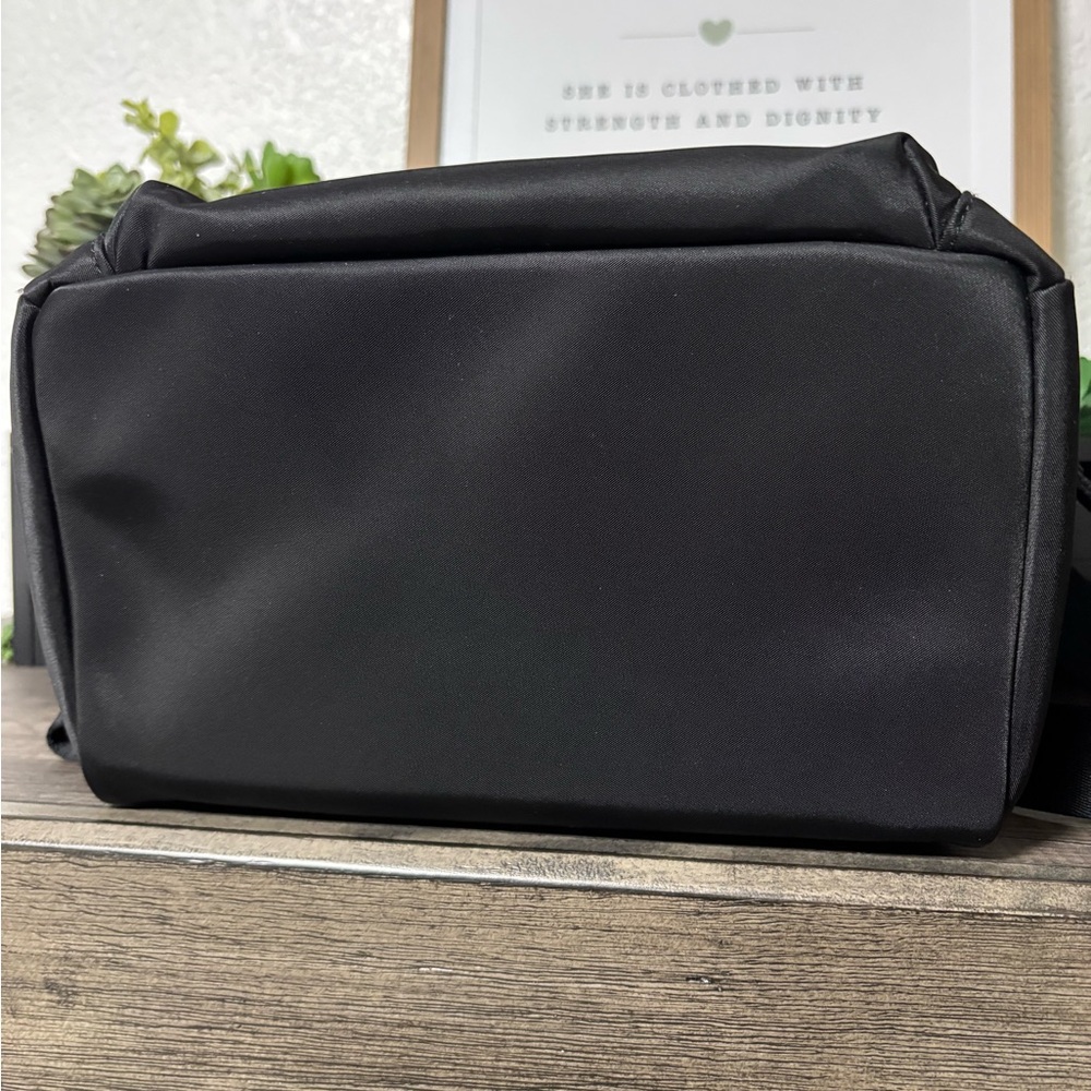 ♠️ Kate Spade Universal Backpack - Picture 9 of 9